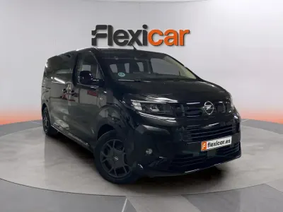 Usado Opel Zafira Life 177 CV (130 kW) 2025 Negro Monovolumen
