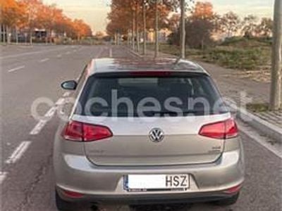 Usado VW Golf VII 105 HP (77 kW) 2013 Cinzento Sedan