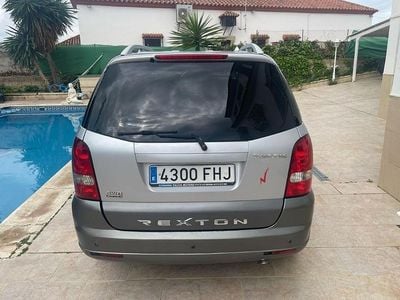 Usado SsangYong Rexton Limited 163 CV (119 kW) 2006 Gris SUV