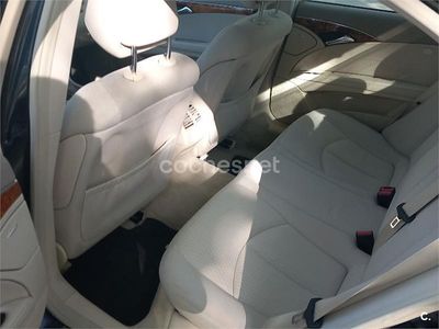 Mercedes E280