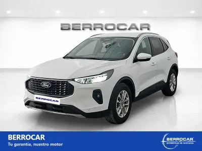 Usado Ford Kuga Titanium 150 CV (110 kW) 2025 Blanco SUV