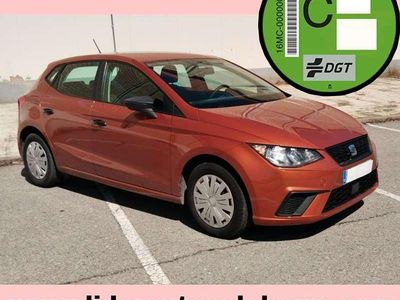 Usado Seat Ibiza Reference 95 CV (69 kW) 2019 Naranja Utilitario