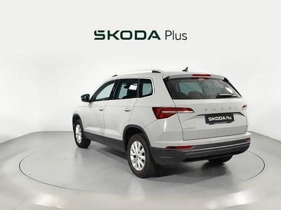Usado Skoda Karoq Ambition 110 CV (80 kW) 2023 Gris SUV