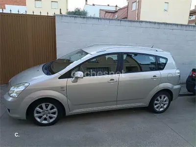 Usado Toyota Corolla Verso