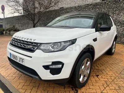 Usado Land Rover Discovery Sport HSE 150 CV (110 kW) 2016 Blanco SUV