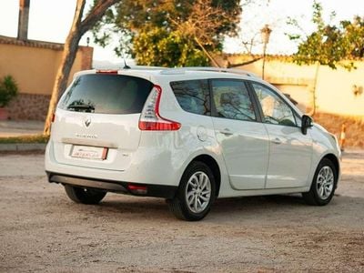 Usado Renault Scénic III LIMITED 129 CV (94 kW) 2016 Blanco Monovolumen