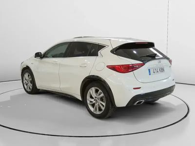 Infiniti Q30