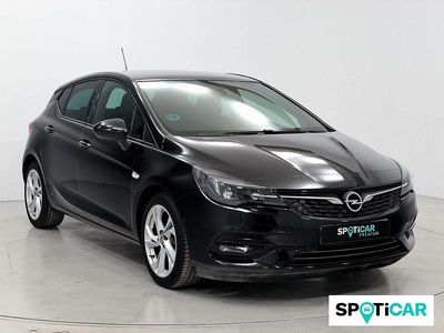 Usado Opel Astra GS Line 110 CV (80 kW) 2021 Negro Berlina