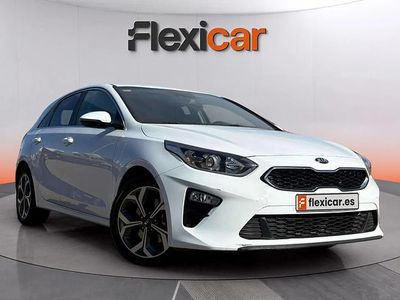 Usado Kia Ceed 136 CV (100 kW) 2021 Blanco Utilitario