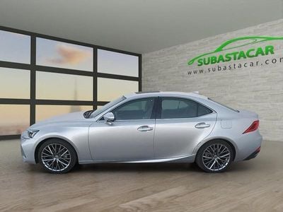 Lexus IS300h