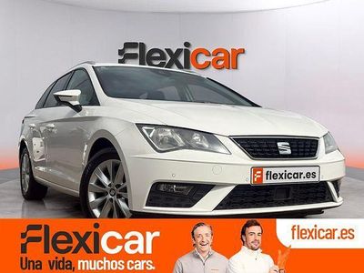 Usado Seat Leon Style 130 CV (95 kW) 2019 Blanco
