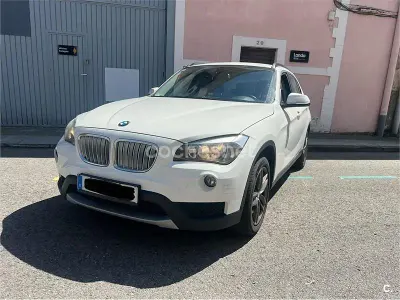 Usado BMW X1 Comfort Edition 136 HP (100 kW) 2015 Branco SUV