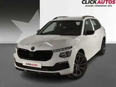 Usado Skoda Kamiq Sport 115 CV (84 kW) 2025 Plata SUV