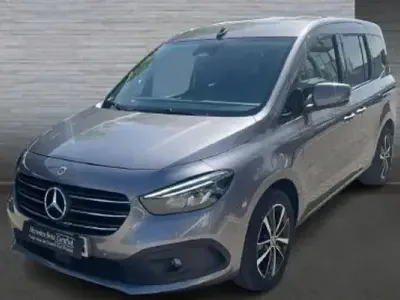 Käytetty Mercedes T180
