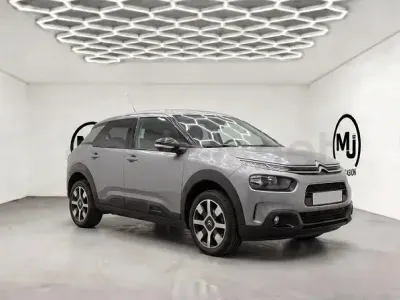 Usado Citroën C4 Cactus Shine 102 CV (75 kW) 2019 Gris / plata Utilitario