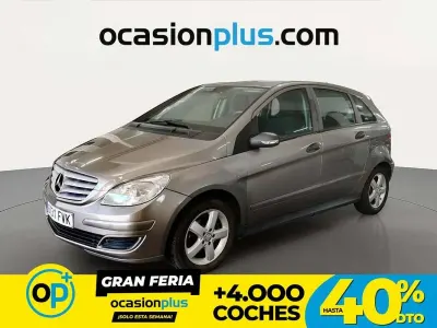 Usado Mercedes B170 116 CV (85 kW) 2007 Gris Monovolumen