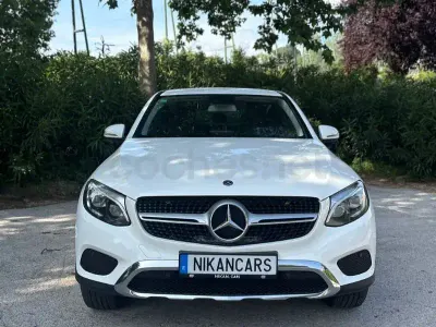 Usado Mercedes GLC350 320 CV (235 kW) 2017 Blanco Coupe