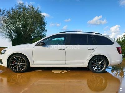 Usado Skoda Octavia RS 220 CV (161 kW) 2015 Blanco Utilitario