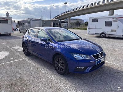 Usado Seat Leon Style 125 CV (91 kW) 2018 Azul Berlina