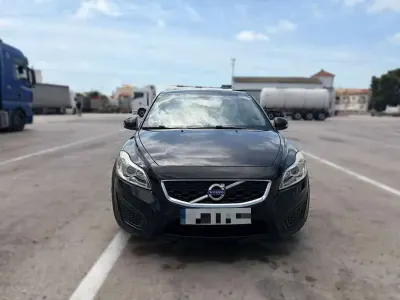 Usado Volvo C30 Drive Kinetic 110 CV (80 kW) 2010 Negro Utilitario