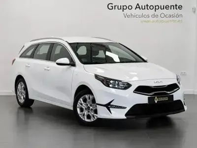 Usado Kia Ceed 136 CV (100 kW) 2023 Blanco Utilitario