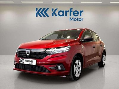 Usado Dacia Sandero Comfort 101 CV (74 kW) 2022 Burdeos Utilitario