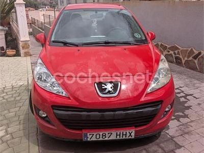 Usado Peugeot 207 Access 70 CV (51 kW) 2012 Rojo Berlina