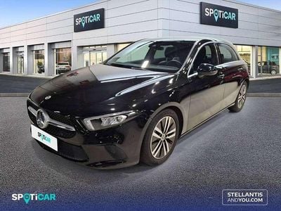 Usado Mercedes A180 109 CV (80 kW) 2021 Negro Utilitario