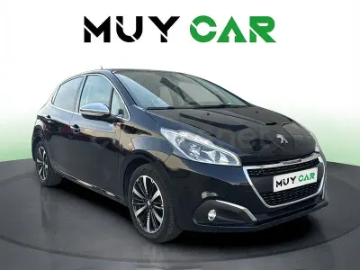 Usado Peugeot 208 110 CV (80 kW) 2019 Negro Utilitario