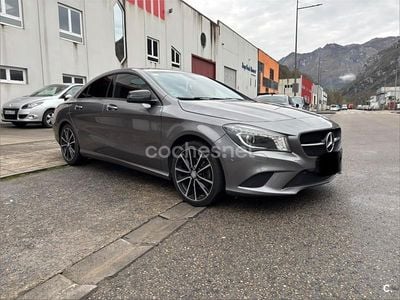 Gris / plata Usado 2015 Mercedes CLA200 Urban Berlina | 16.500 € (Buen precio)