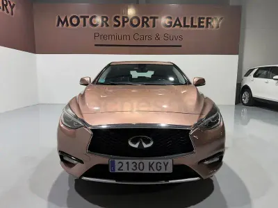 Usado Infiniti Q30