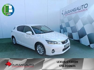 Lexus CT200h