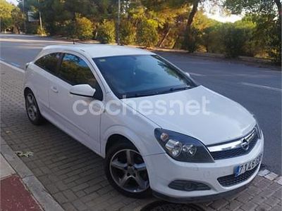 Opel Astra GTC