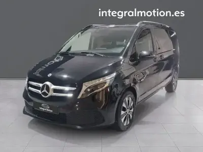 Usado Mercedes V300 239 CV (175 kW) 2022 Negro Monovolumen