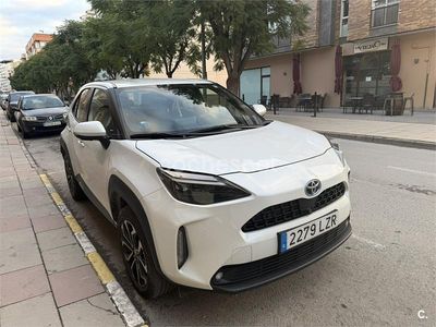 Blanco Usado 2022 Toyota Yaris Cross Active SUV | 23.000 € (Un poco caro)