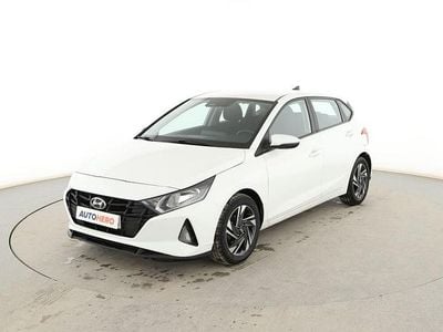 Begagnad Hyundai i20 84 HK (61 kW) 2022 Vit Halvkombi