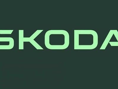 Usado Skoda Scala Active 110 CV (80 kW) 2023 Blanco Utilitario