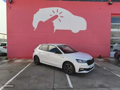 Usado Skoda Fabia Monte Carlo 115 CV (84 kW) 2024 Blanco Utilitario