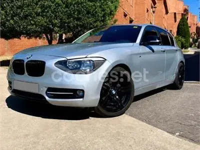 Usado BMW 116 Sport Line 136 CV (100 kW) 2011 Gris / plata Utilitario