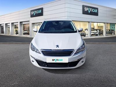 Usado Peugeot 308 Active 130 CV (95 kW) 2017 Blanco Berlina