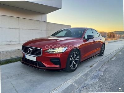 Begagnad Volvo S60 R-Design 190 HK (139 kW) 2020 Röd Sedan