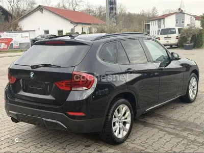 Usado BMW X1 Sport Line 192 CV (141 kW) 2015 Negro SUV