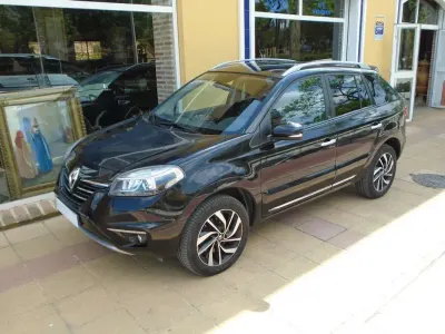 Usado Renault Koleos Privilege 175 CV (128 kW) 2014 Negro SUV