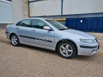 Gris / plata Usado 2004 Honda Accord Sport Berlina | 5900 € (Un poco caro)