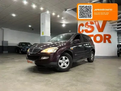Usado SsangYong Kyron 141 CV (103 kW) 2008 Granate SUV