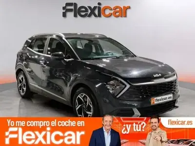 Usado Kia Sportage 115 CV (84 kW) 2023 Gris / plata SUV