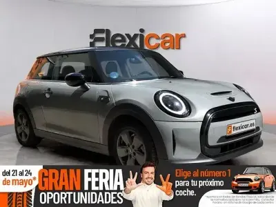 Begagnad Mini Cooper SE 135 kW (184 HK) 2022 Grå Halvkombi