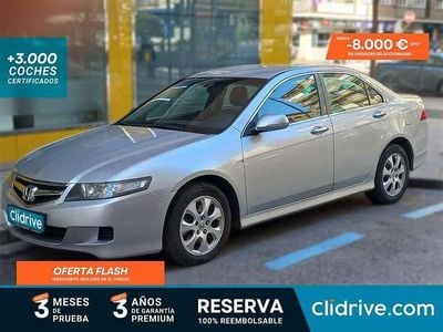 Usado Honda Accord Elegance 156 CV (114 kW) 2007 Gris / plata Berlina