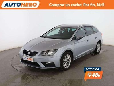 Usado Seat Leon Style 116 CV (85 kW) 2019 Gris Familiar
