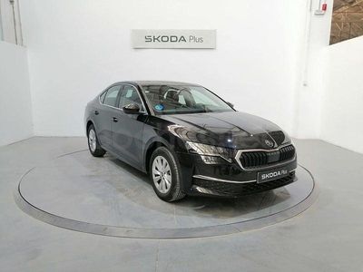 Usado Skoda Octavia Selection 150 CV (110 kW) 2025 Negro Berlina